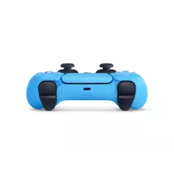 Vue arriere de la manette DualSense avec le port USB-C et la finition bleu starlight