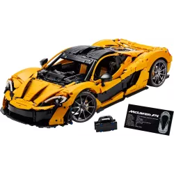 Zoom sur la plaque d exposition et le code unique sous le capot de la McLaren P1 LEGO