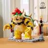 Grande figurine articulee du Puissant Bowser LEGO Super Mario sur son socle de donjon