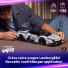 Detail du moteur V12 a pistons mobiles et echappements de la Lamborghini LEGO 42214