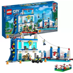 Boite officielle du set LEGO City 60372 Le centre d entrainement de la police 823 pieces neuf scelle