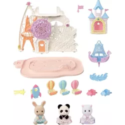 Gros plan sur les 3 figurines bebes incluses dans le coffret Sylvanian Families 5537