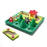 Vue d ensemble du plateau de jeu des figurines du Chaperon Rouge et du Loup avec les tuiles chemin